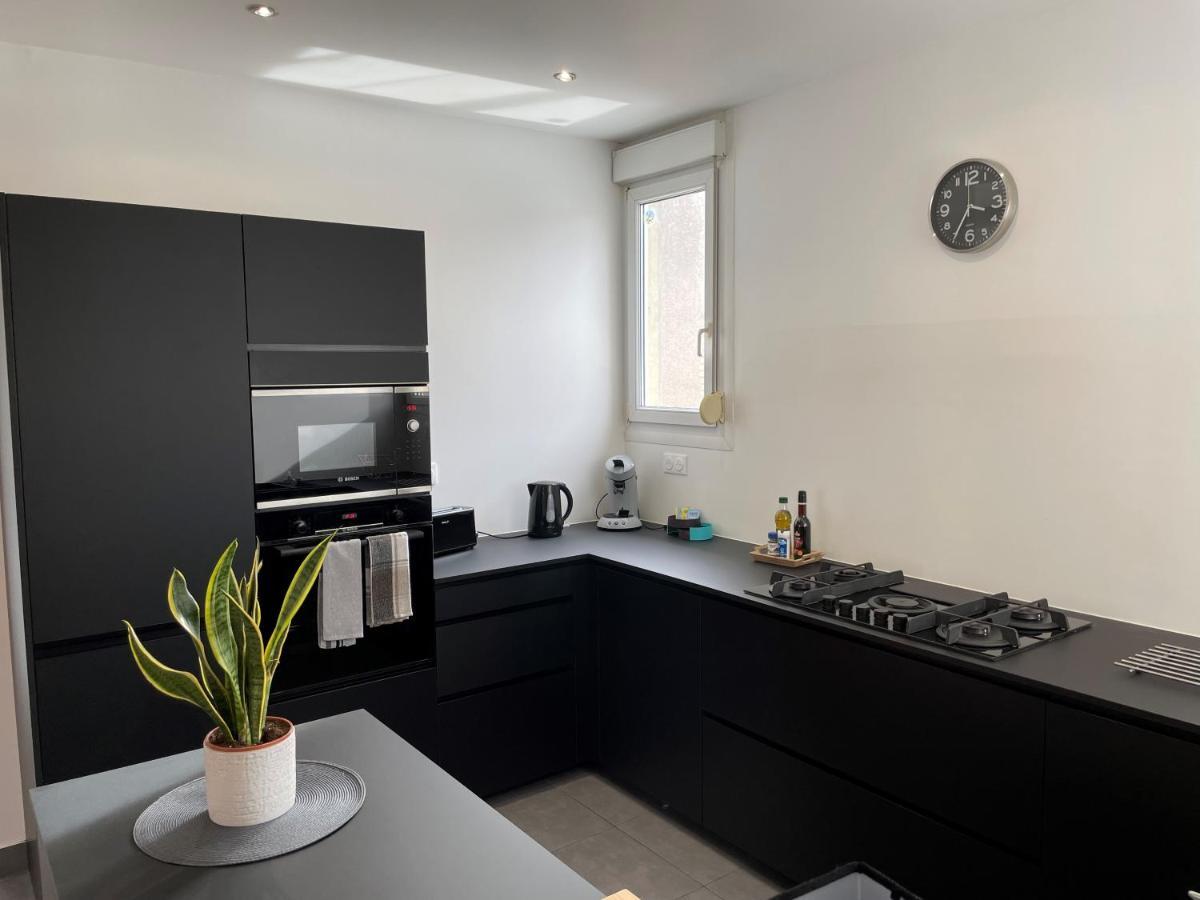 Le Cinquante-Deux Appartement De Charme Reims Exterior foto